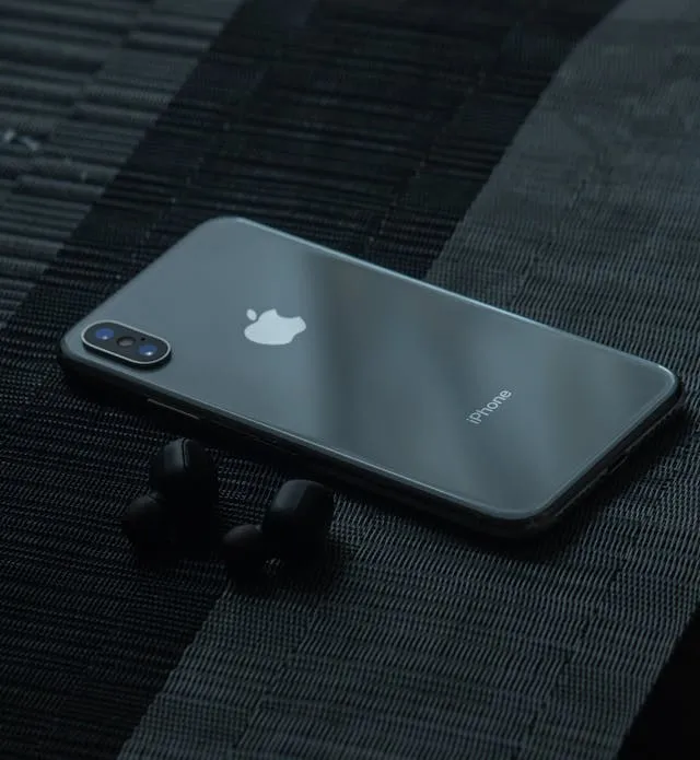 Best iPhone to Buy in 2025: Top Models Compared for Features, Price, and Performance